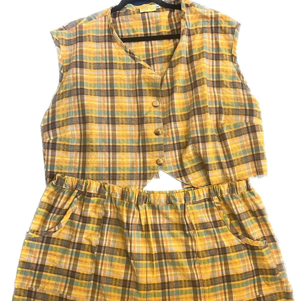 Inner Peach Design (Indie) Shorts & Vest Set